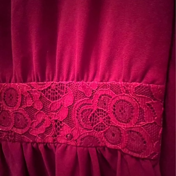 Modcloth Hi-low Hem Lace Trim Rich Maroon Dress, Size Small - Picture 4 of 8
